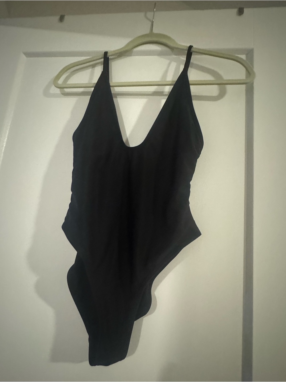 PrettyLittleThing Black V-Neck Bodysuit